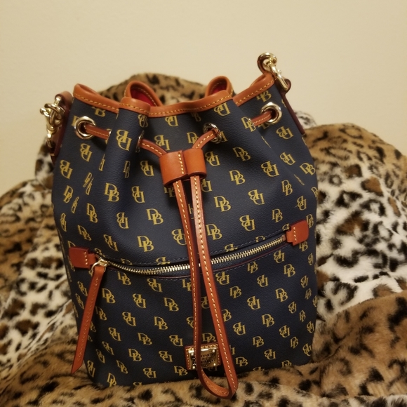 Purse - Picture 4 of 4